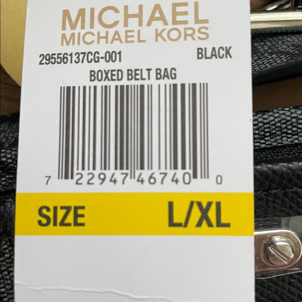 Michael Kors Belt Bag / Crossbody - Picture 10 of 10